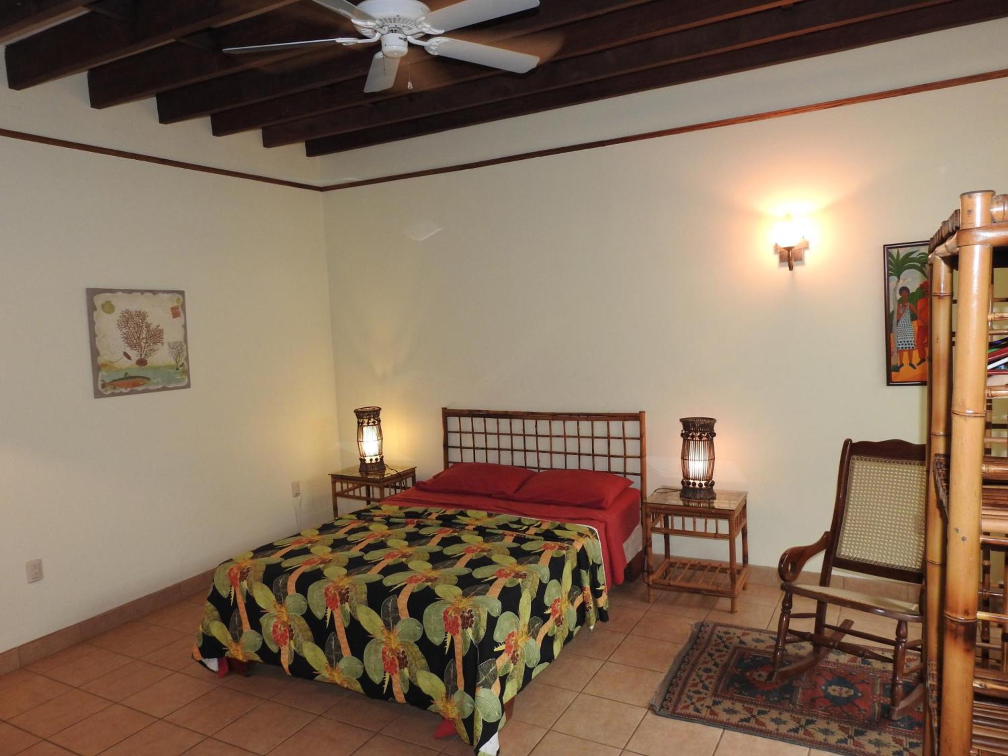 Playa Negra Guesthouse Cahuita Bagian luar foto