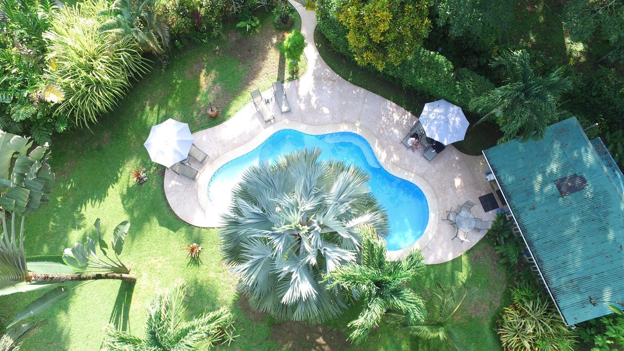 Playa Negra Guesthouse Cahuita Bagian luar foto