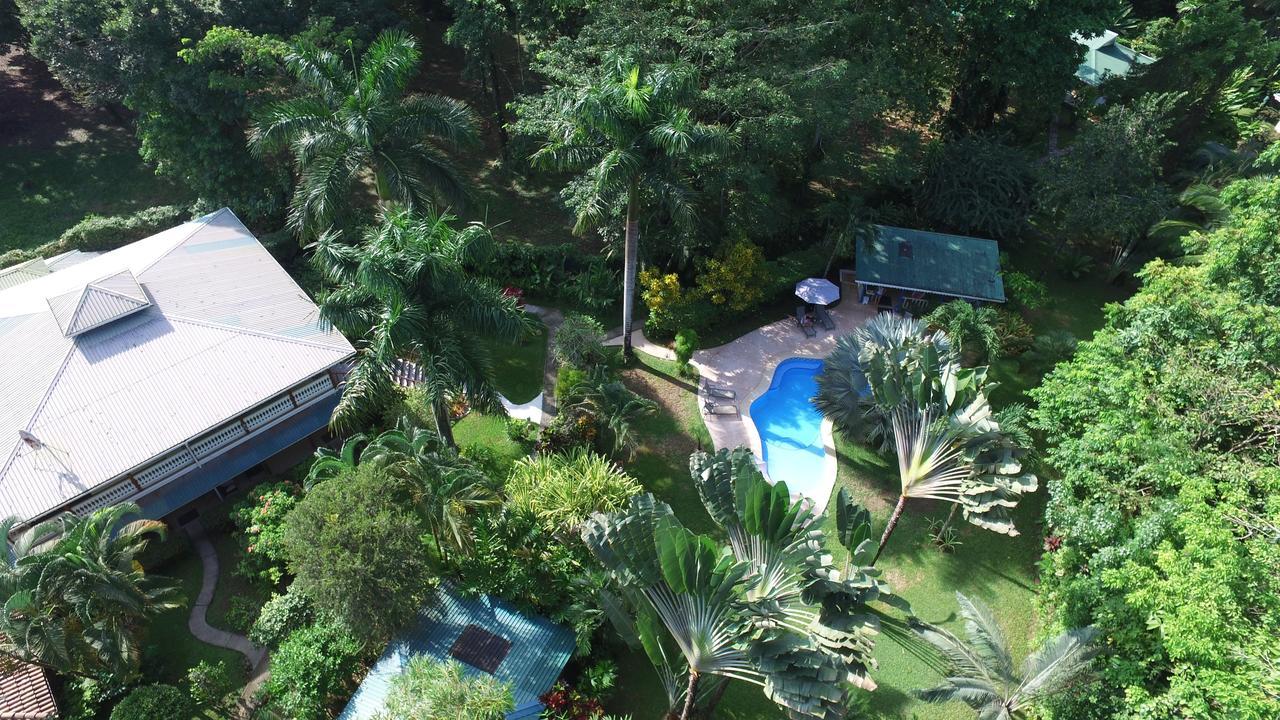 Playa Negra Guesthouse Cahuita Bagian luar foto