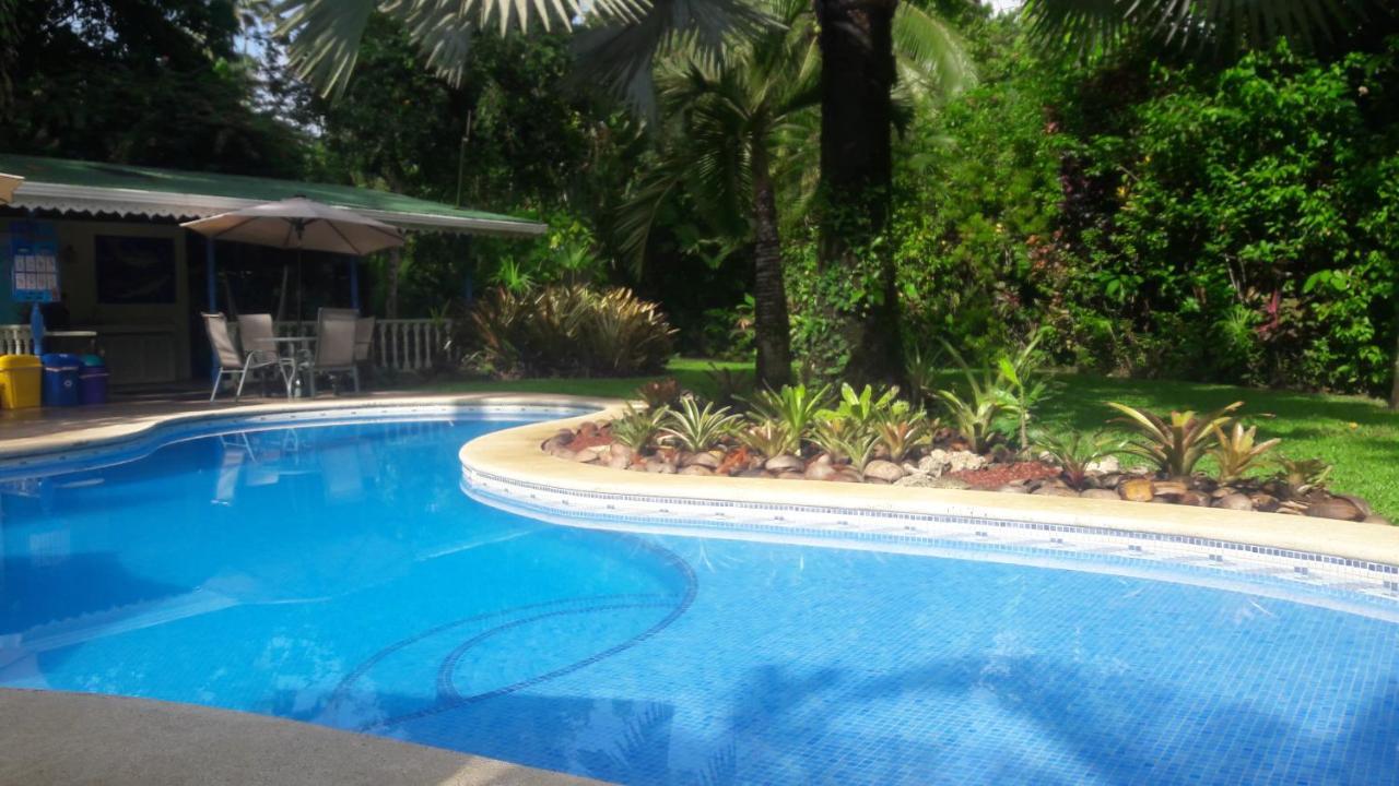 Playa Negra Guesthouse Cahuita Bagian luar foto